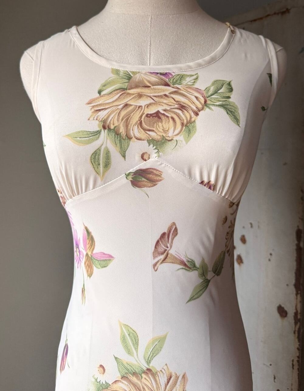 Vintage 90s Floral Slip Maxi Dress | Bias Cut Cream Rose Print Cottagecore | XS - Picture 1 of 10